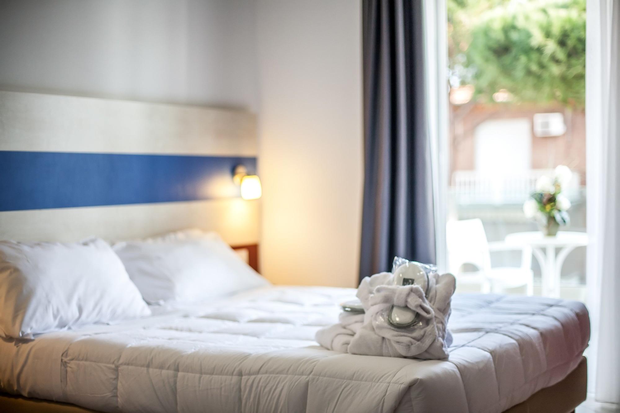 Hotel Oceanomare Punta Marina Eksteriør billede